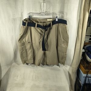 Sonoma Stylish Men's Size 44 Khaki Cargo Shorts with Navy Web Belt New W / Tags